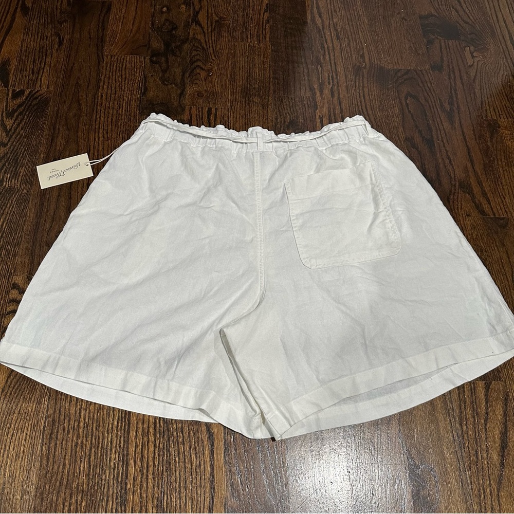 Short and Blouse Matching Set - Universal Thread - Picture 10 of 11